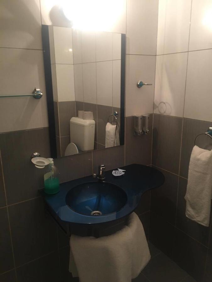 Hotel Dinastia Piteşti Eksteriør billede