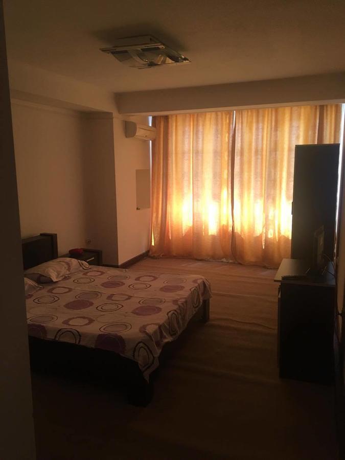 Hotel Dinastia Piteşti Eksteriør billede