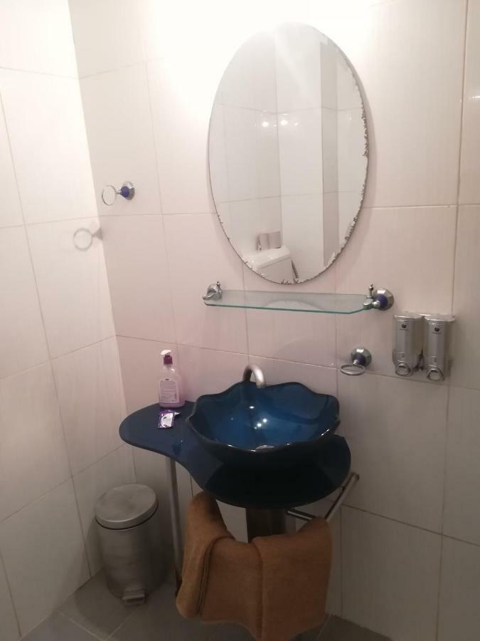 Hotel Dinastia Piteşti Eksteriør billede